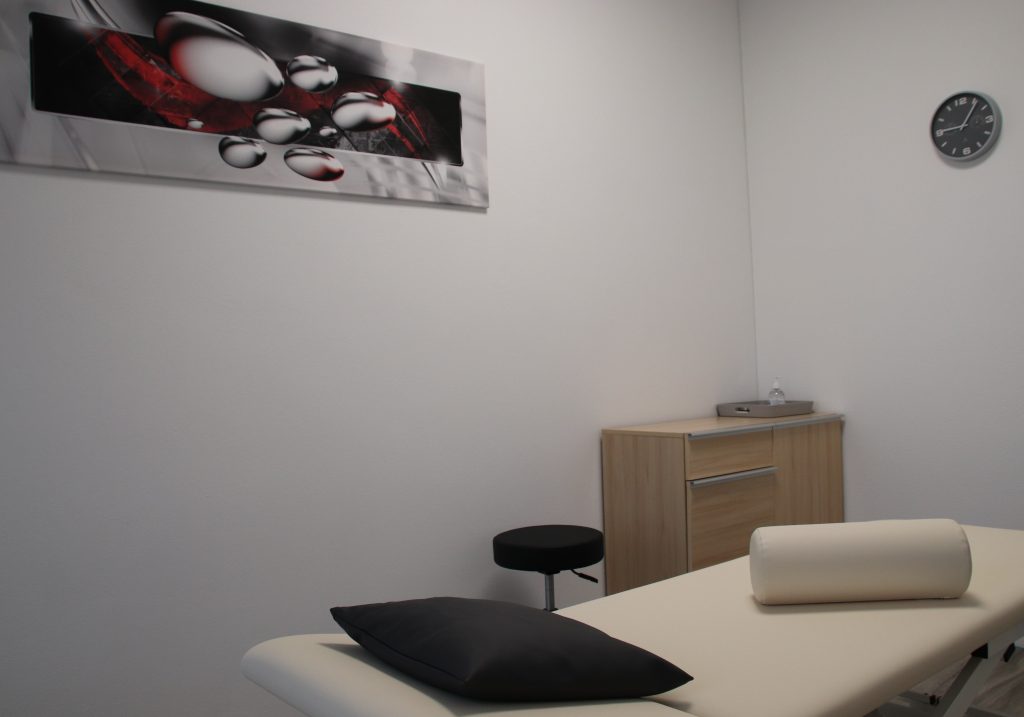 Behandlungsraum2